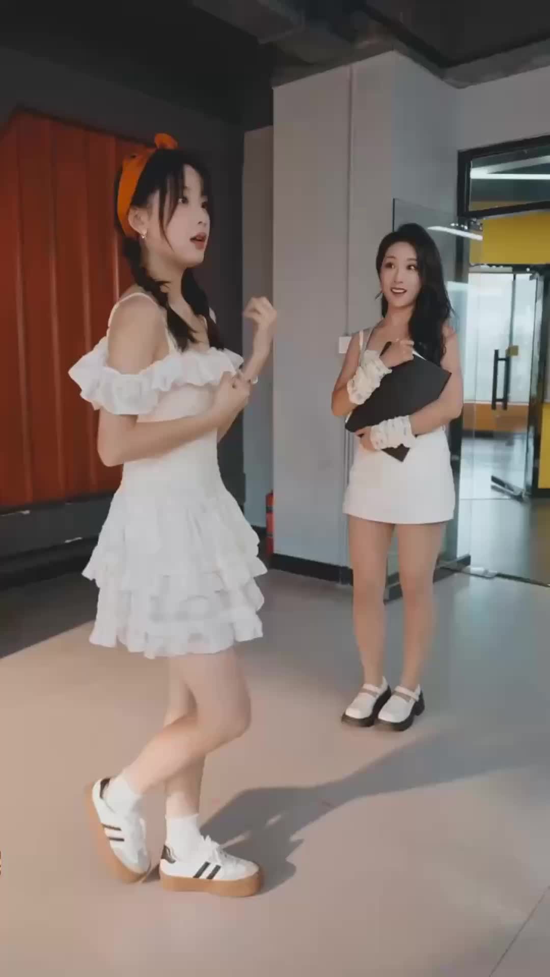 32